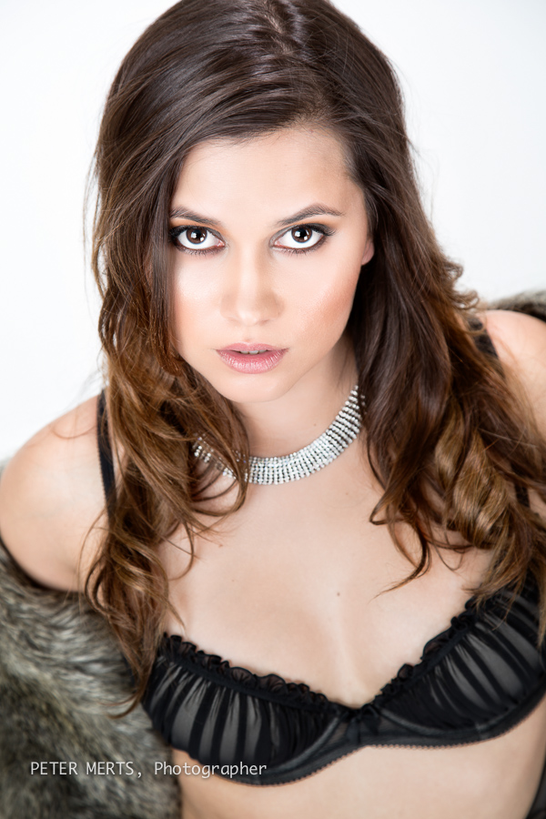 Female model photo shoot of Melania Moria