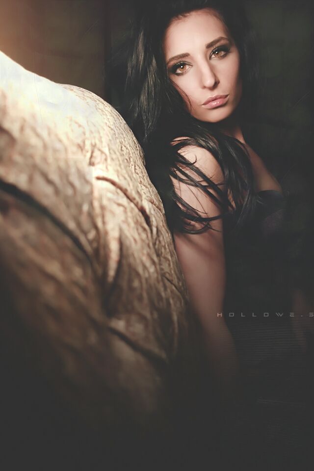 Female model photo shoot of Hadassah Wood