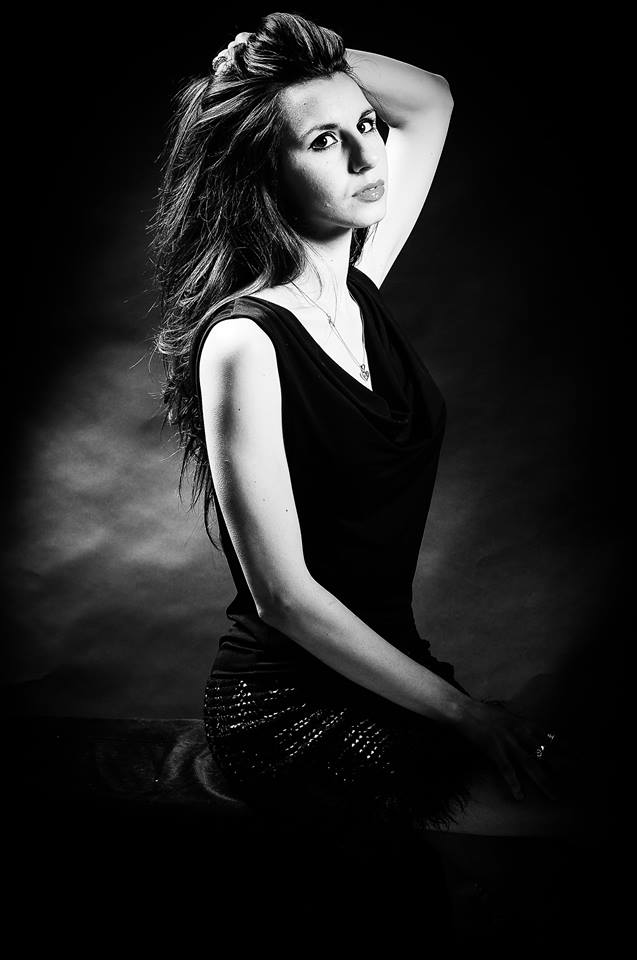 Female model photo shoot of Suzana Sueq Jankovic