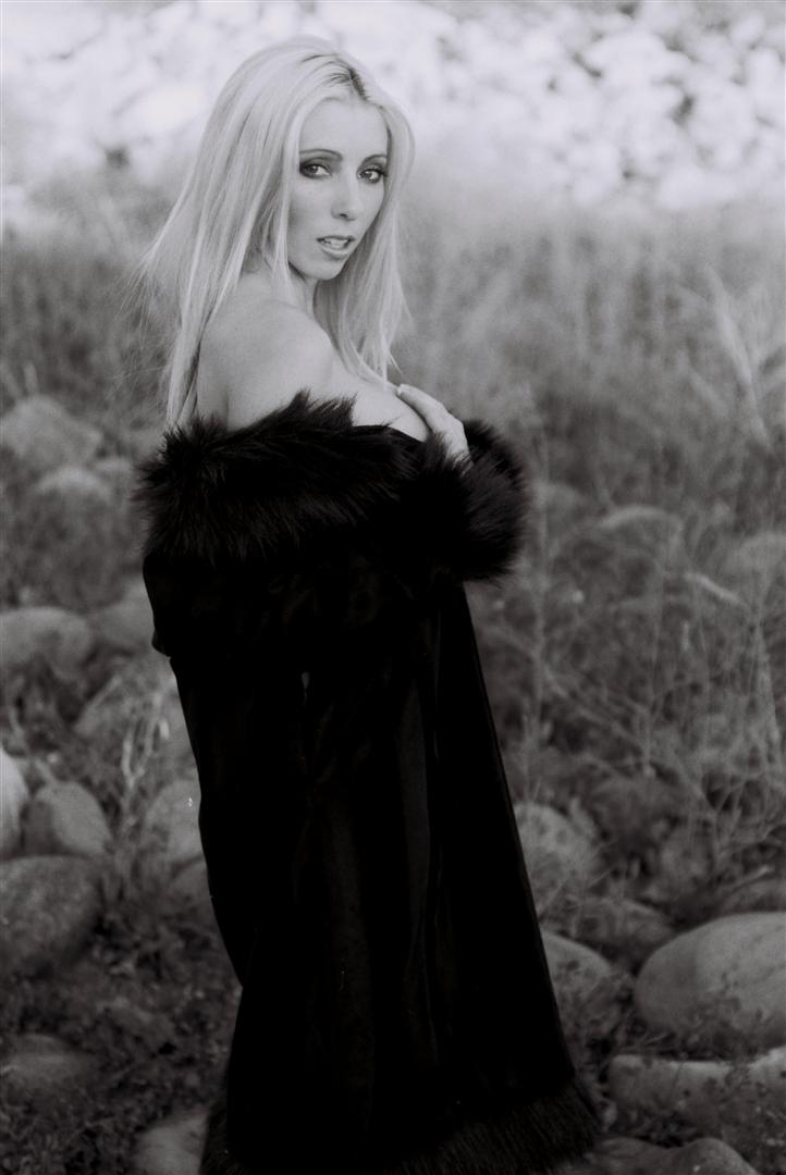 Female model photo shoot of Erika Valentina in Scottsdale, AZ