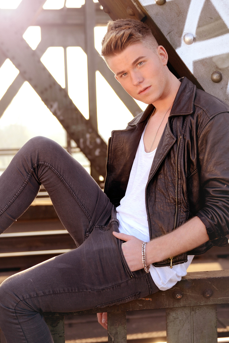 Male model photo shoot of Nico Soeldner