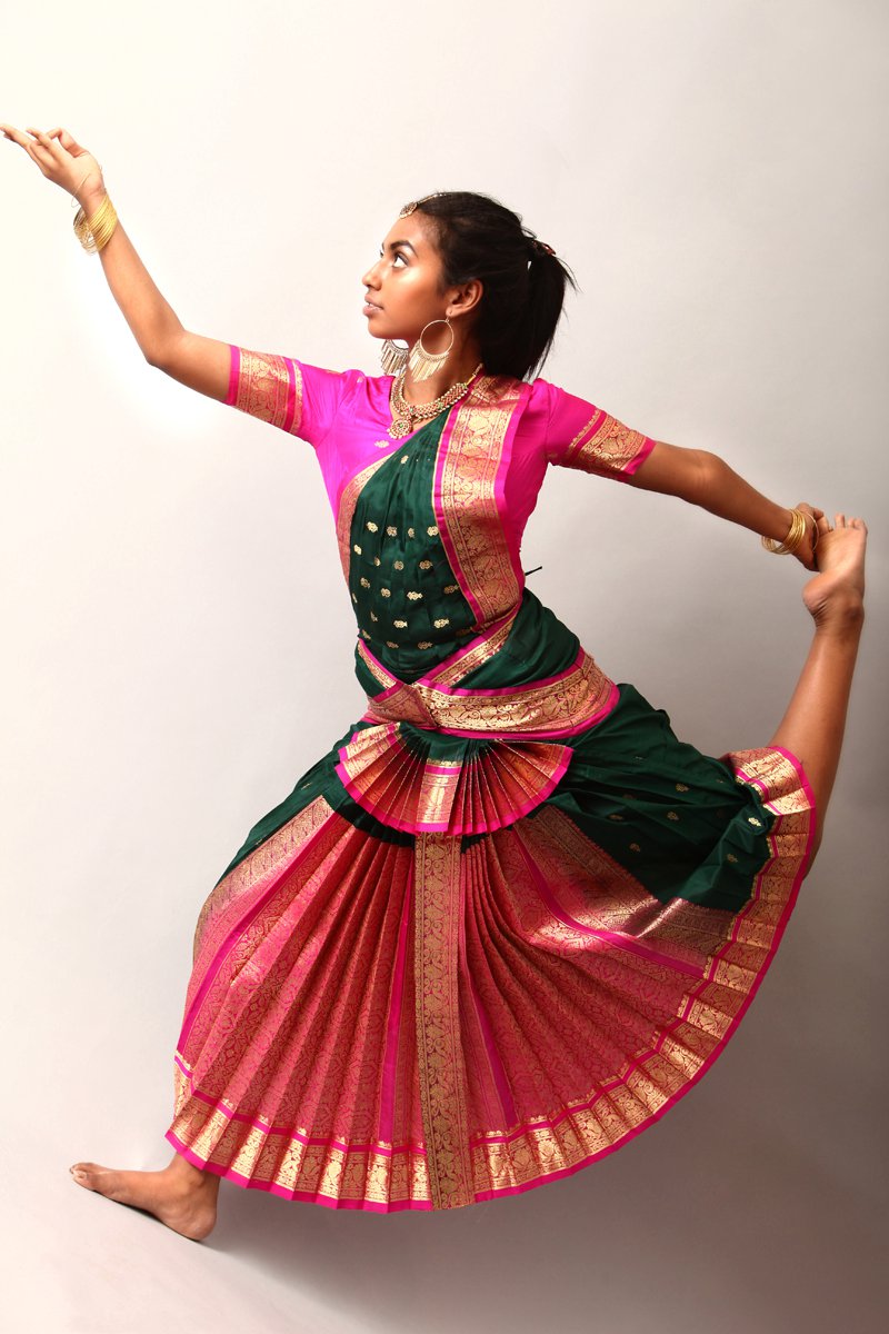 Female model photo shoot of prasanthi