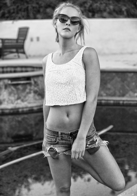 Female model photo shoot of Mia Stoutenborough