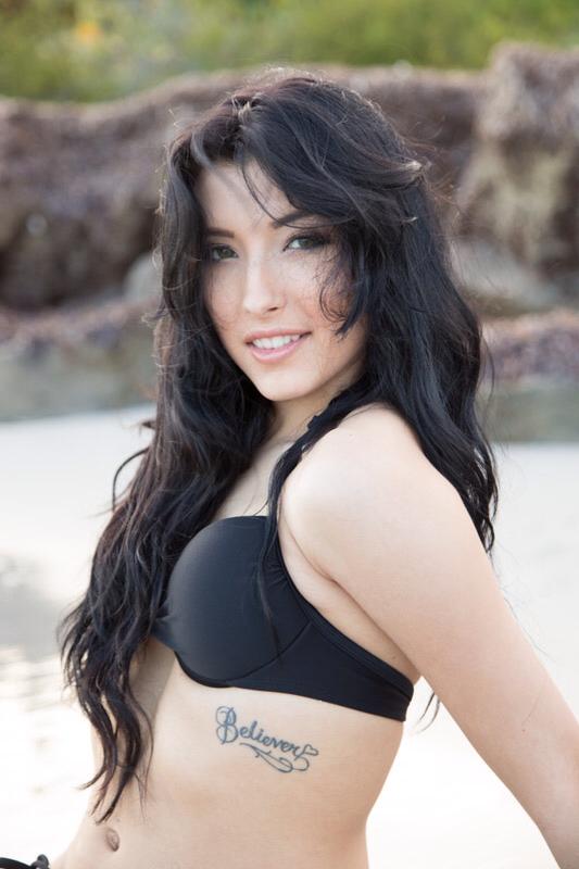 Female model photo shoot of Aly Santos