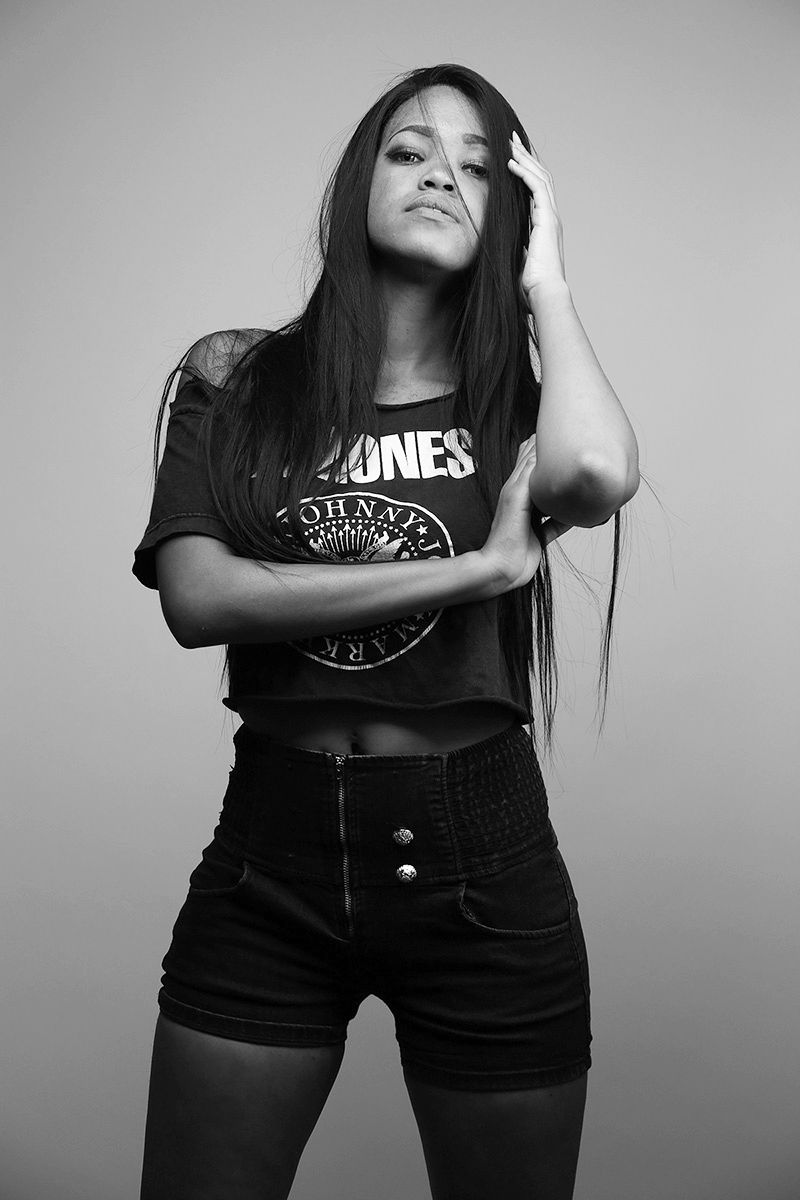 Female model photo shoot of Aleu Moana