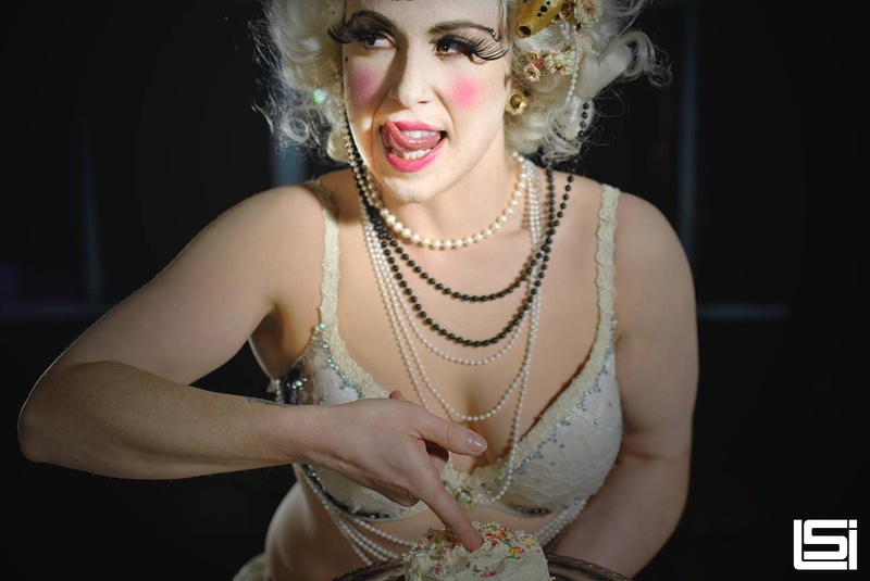 Female model photo shoot of Lilith la vulva by Stephen Lindsay