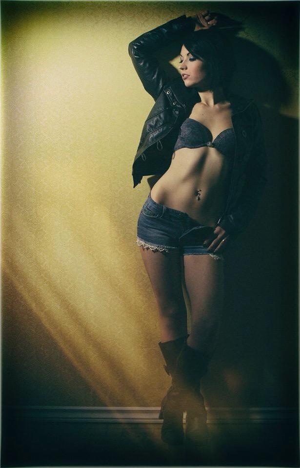 Female model photo shoot of alykat2946