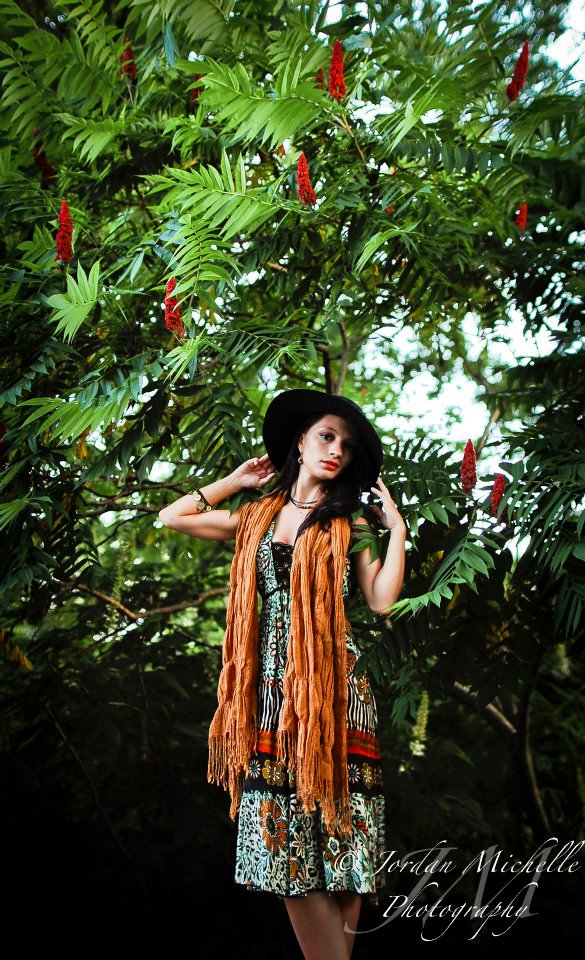 Female model photo shoot of The Hailey Maria