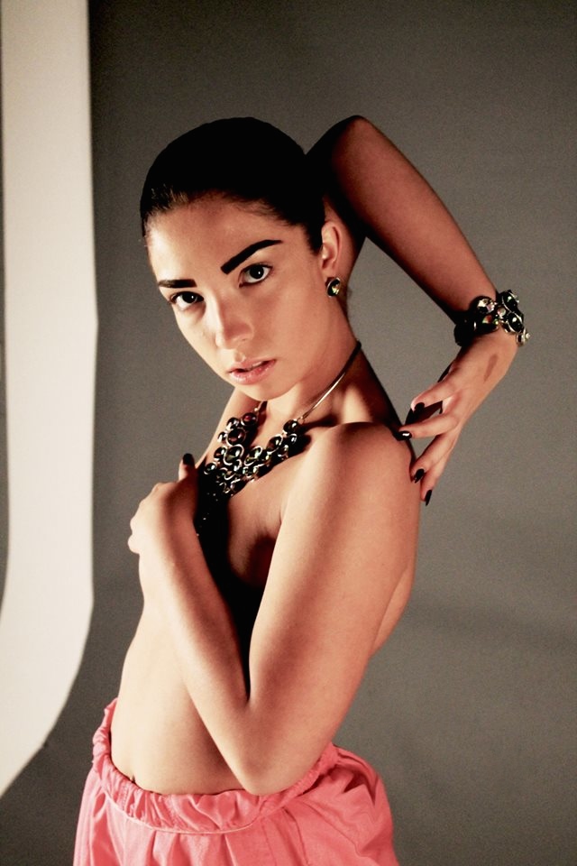Female model photo shoot of Alaina Davis