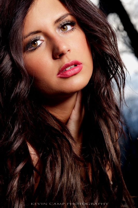 Female model photo shoot of Alyssa Welt