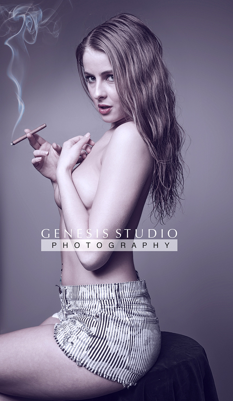 Female model photo shoot of Monica Amber by Studio31