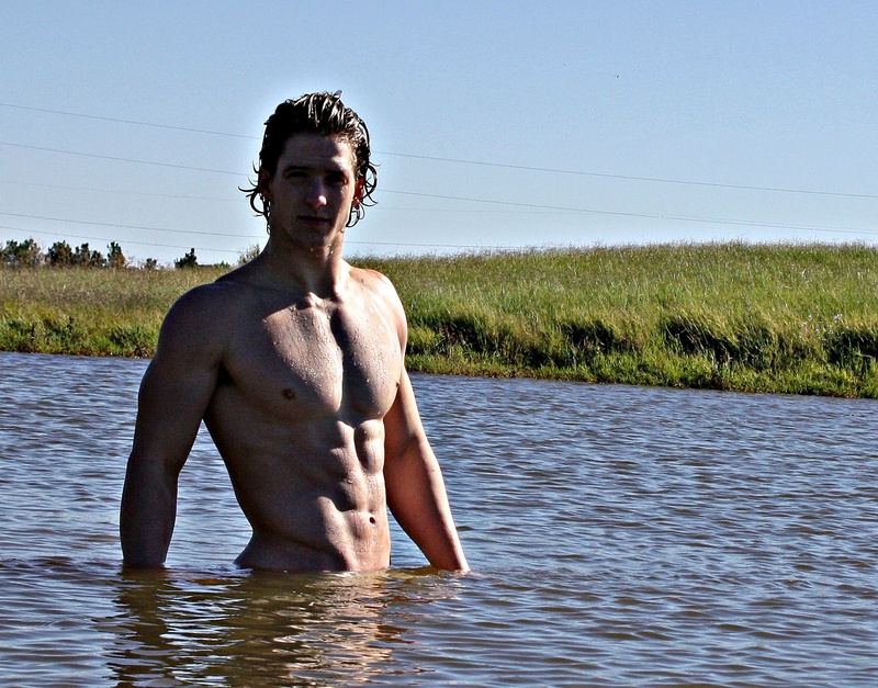 Male model photo shoot of Parker Purvis in Stephenvile, Tx
