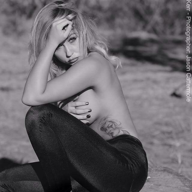 Female model photo shoot of Jess kerr