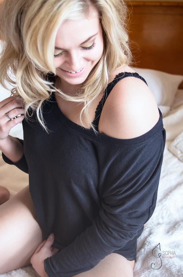 Female model photo shoot of Shana Oneill by ashleysophia