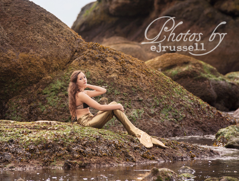 Female model photo shoot of photosbyejrussell in Oregon
