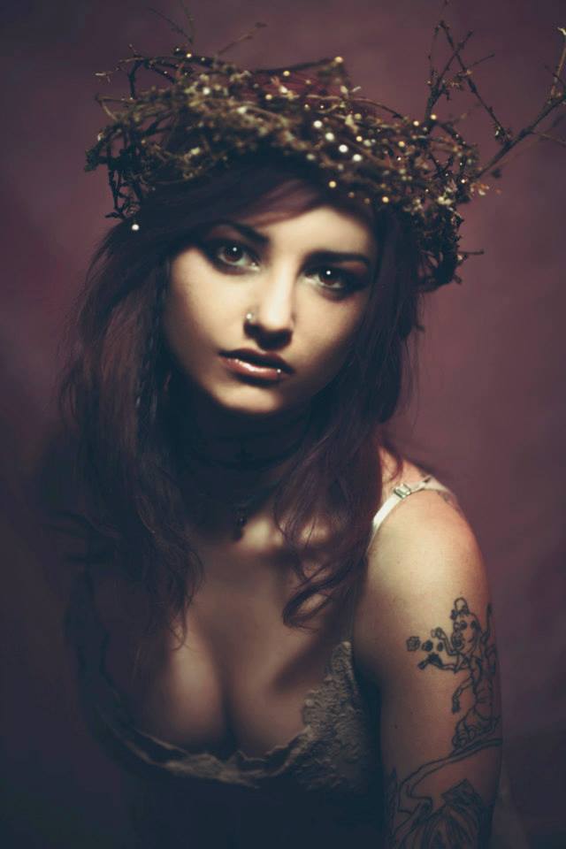 Female model photo shoot of faeriepictures