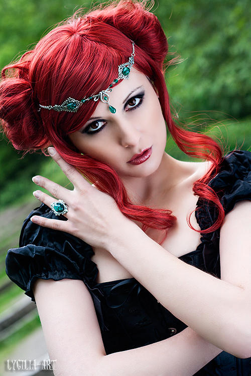 Female model photo shoot of Nocturne Jewelry in Germany