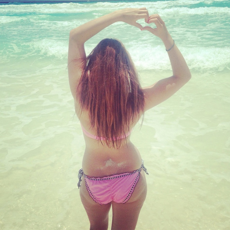 Female model photo shoot of Ashley Matchett in Cancun
