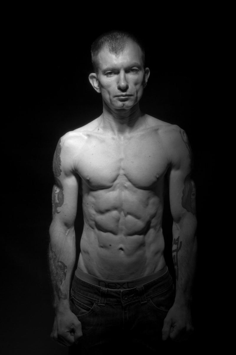 Male model photo shoot of Andy billington