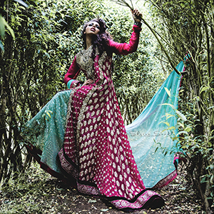 Female model photo shoot of Sharan Sandhu Photograp