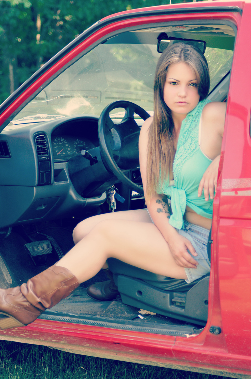 Female model photo shoot of StormyBaby2014 in Nunnelly Tn