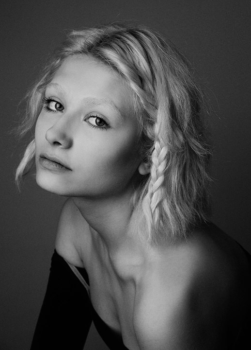 Female model photo shoot of Sasha Davison