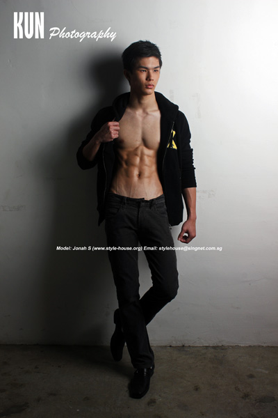 Male model photo shoot of Jonah S