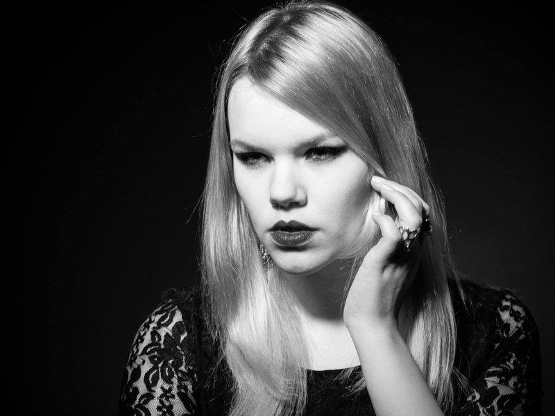 Female model photo shoot of Tsveti Spasova