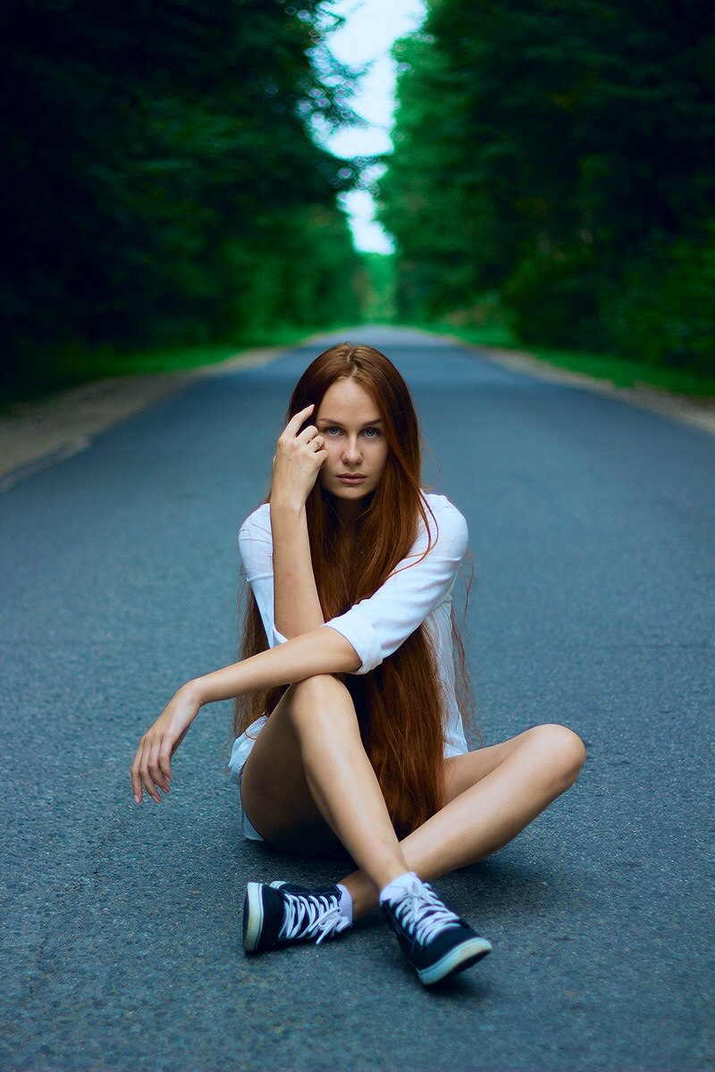 Female model photo shoot of Daria-napreeva