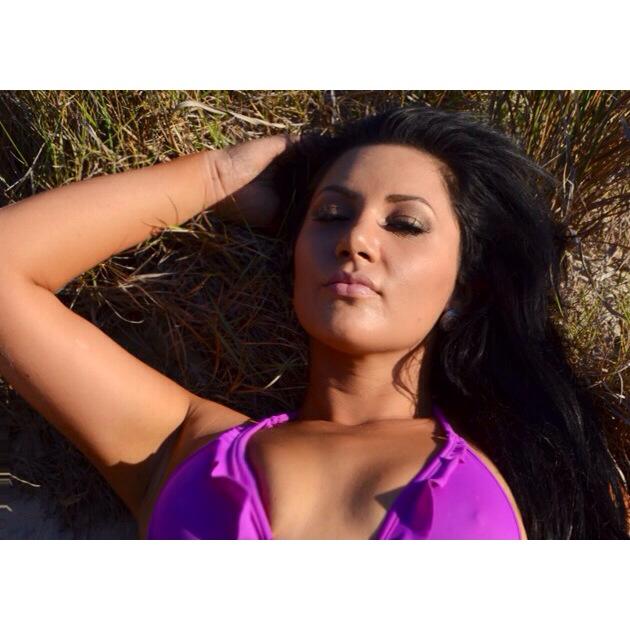 Female model photo shoot of shanajasmine in gold coast