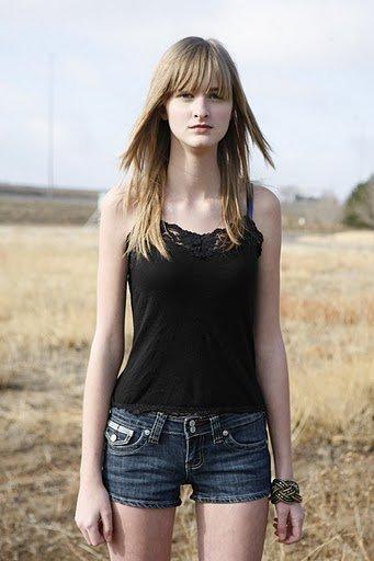 Female model photo shoot of AutumnJean