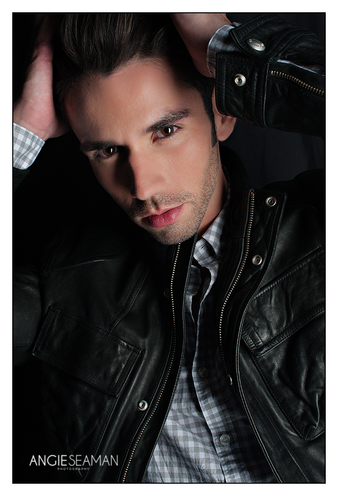 Male model photo shoot of Juan Manuel