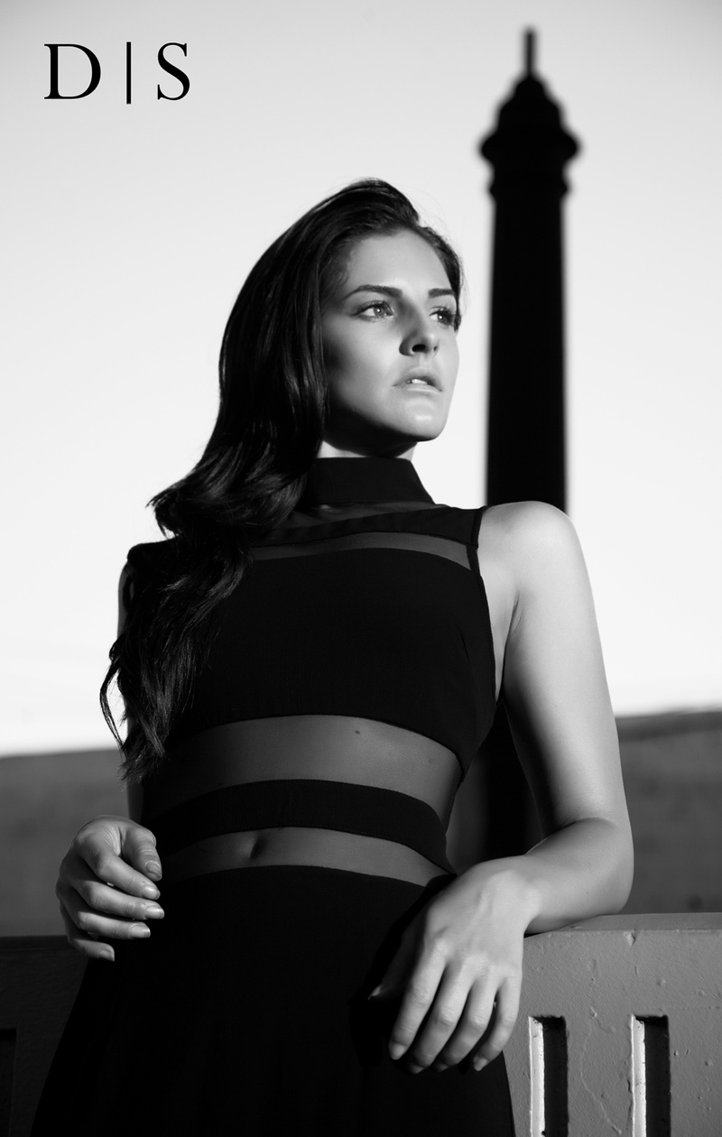 Female model photo shoot of Jessica Diane  by Discovera Studio