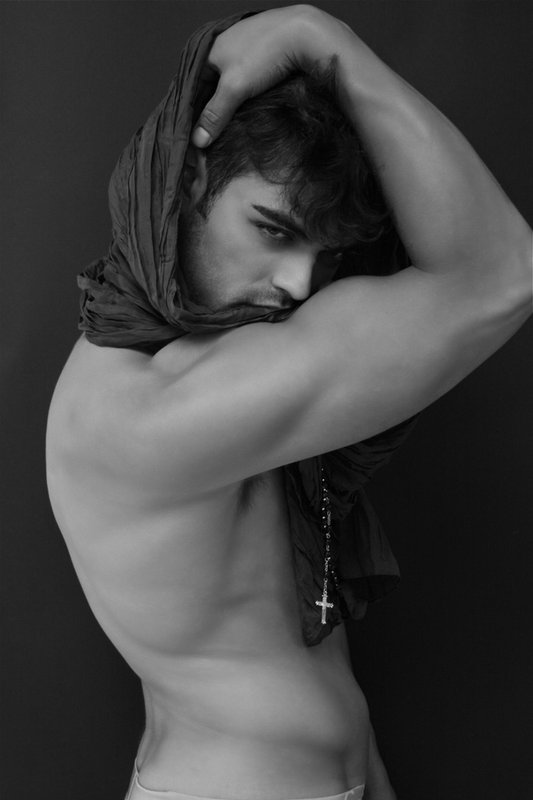 Male model photo shoot of Christopher Coviello