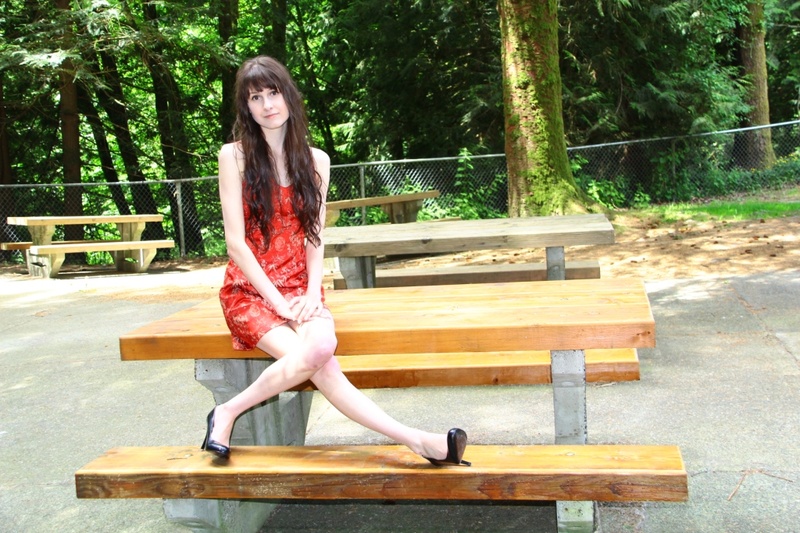 Female model photo shoot of KirstinSky in Williams Park