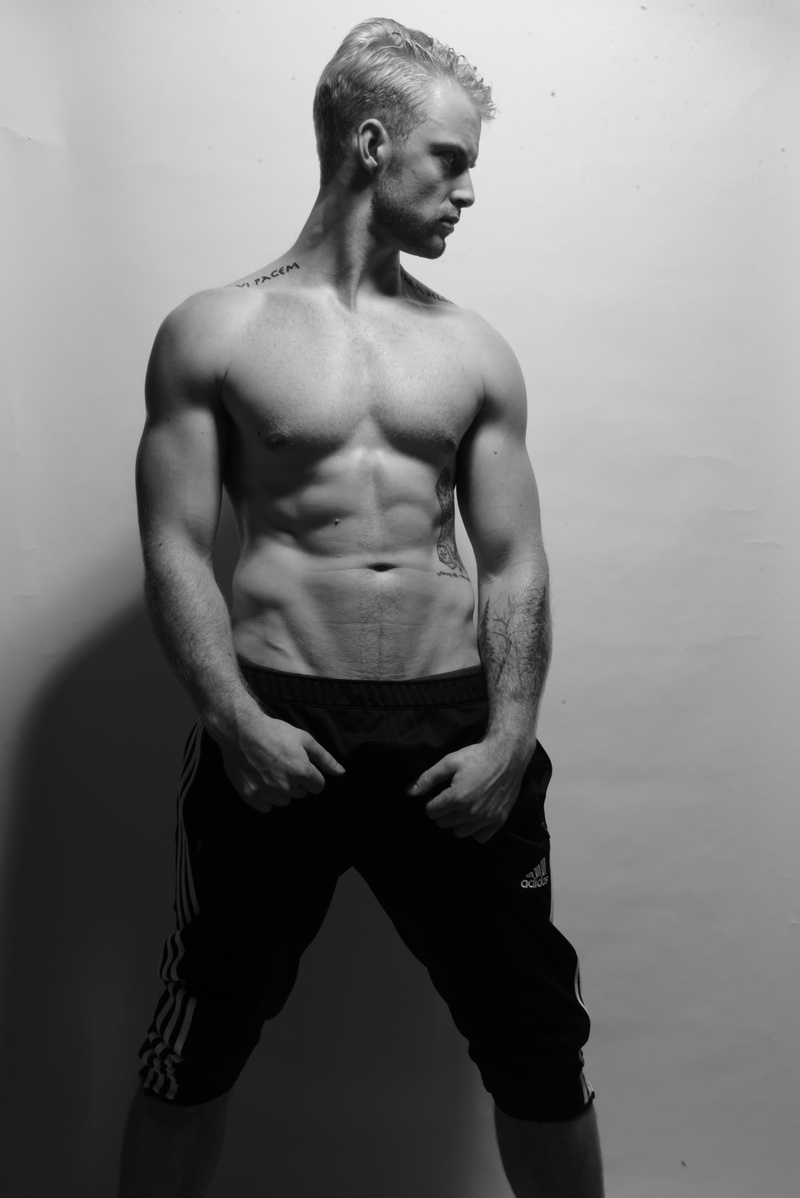 Male model photo shoot of SorenFordFit