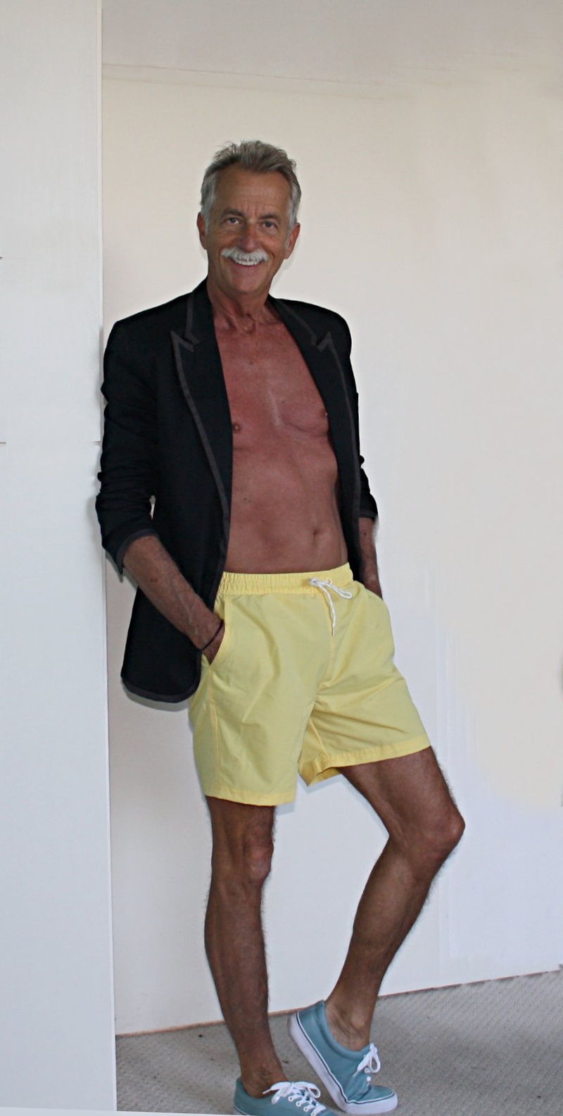 Male model photo shoot of Hans Gijsbertsen