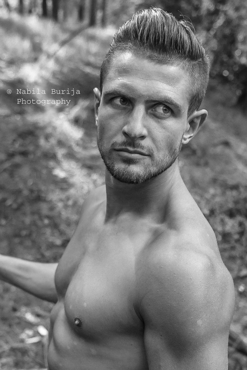 Male model photo shoot of JordanHulme