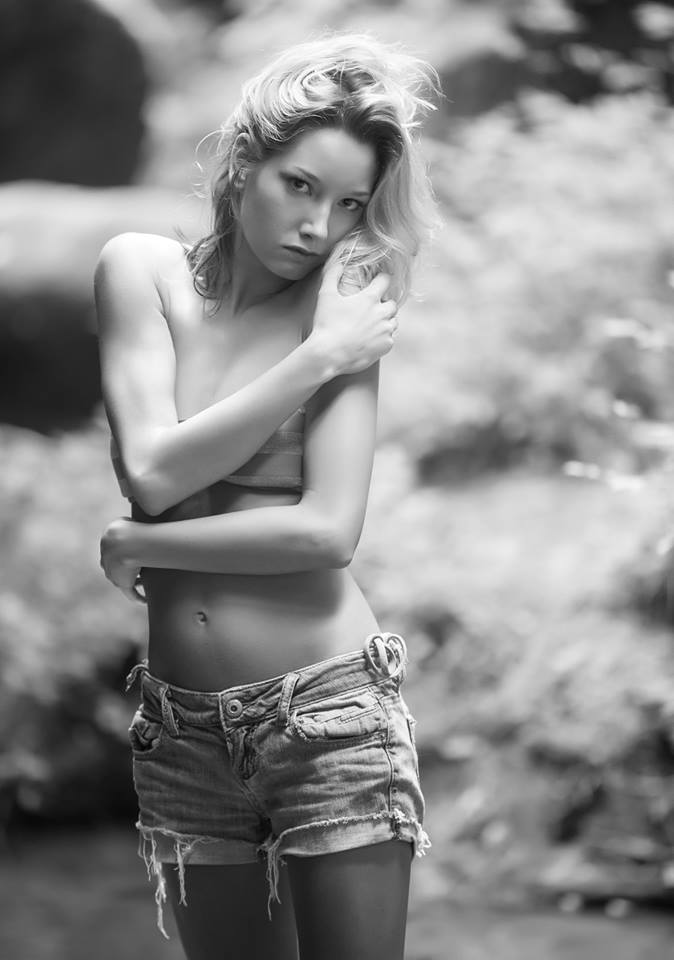 Female model photo shoot of Whitney_LaShae94
