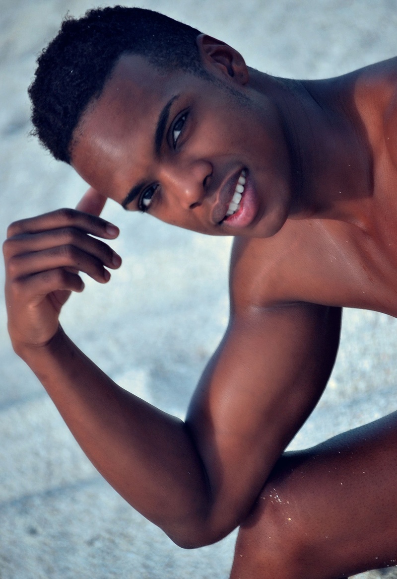 Male model photo shoot of Ray Antonio