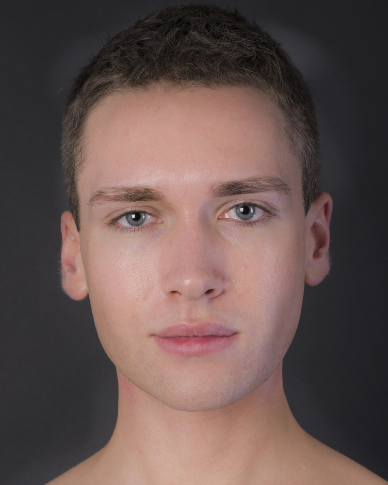 Male model photo shoot of Vlad Sikorskiy