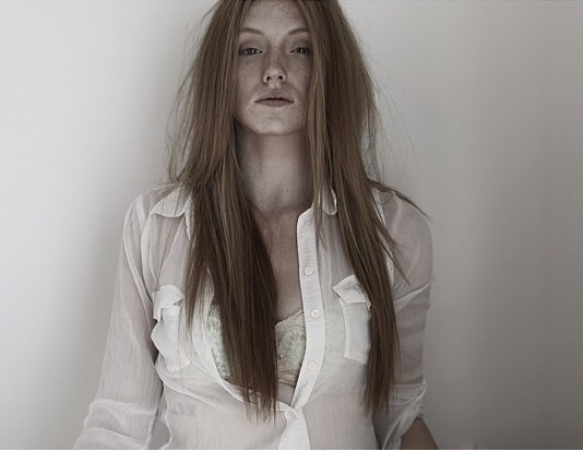 Female model photo shoot of Jalyn Logan