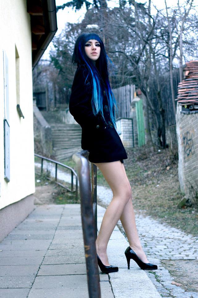 Female model photo shoot of Misa Bondejcgirl