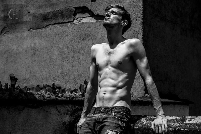 Male model photo shoot of Jesse Inglis in Mexico City, DF