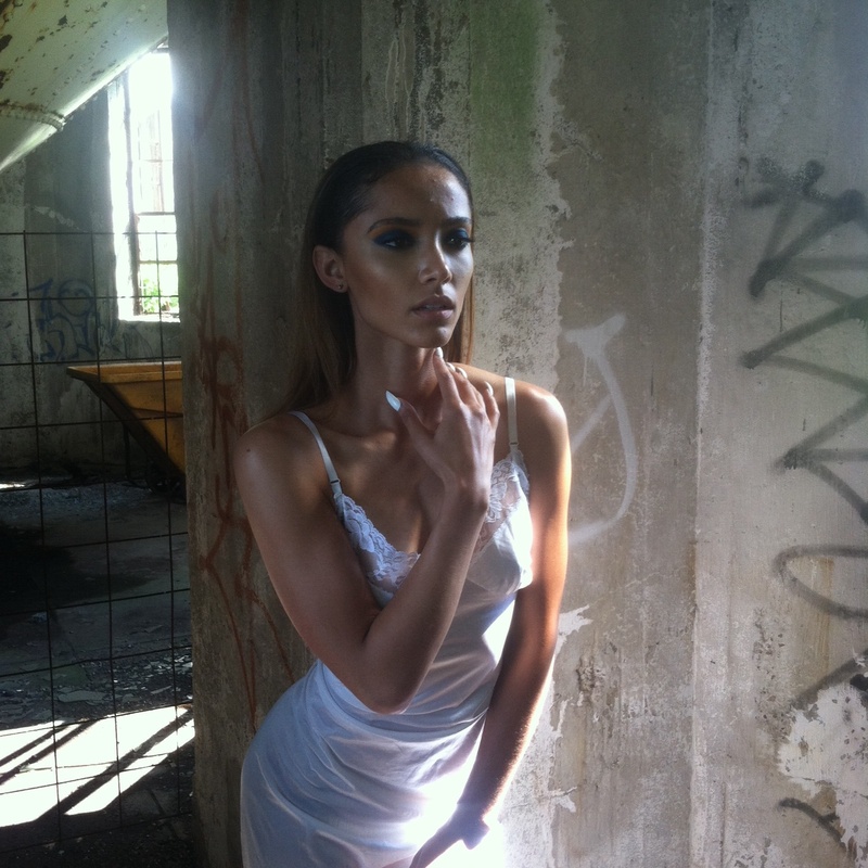 Female model photo shoot of Cheri Rose in 8.2014