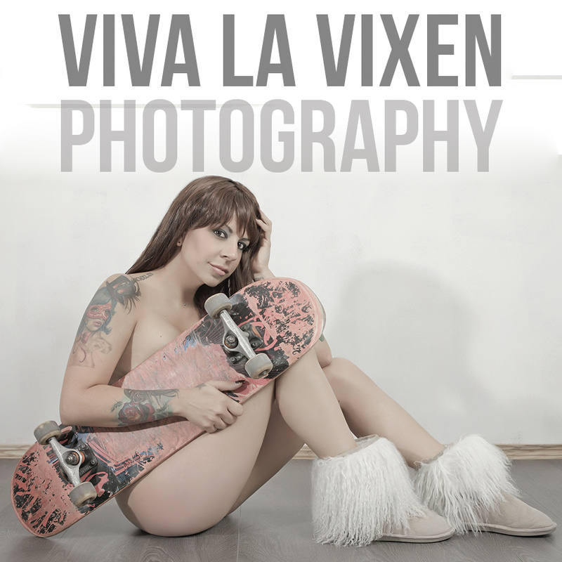 Female model photo shoot of Viva La Vixen and Susie Cross