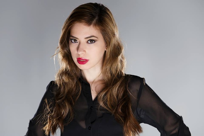 Female model photo shoot of Luz Garcia