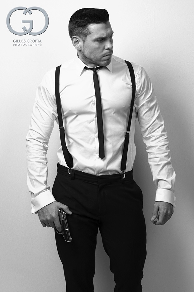 Male model photo shoot of Dean VanDamme