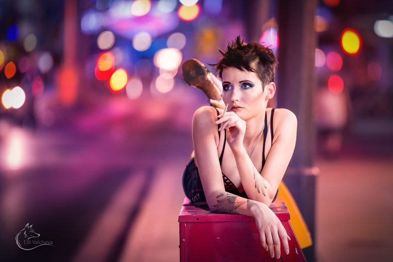 Female model photo shoot of Alias Ventress in Downtown, Las Vegas