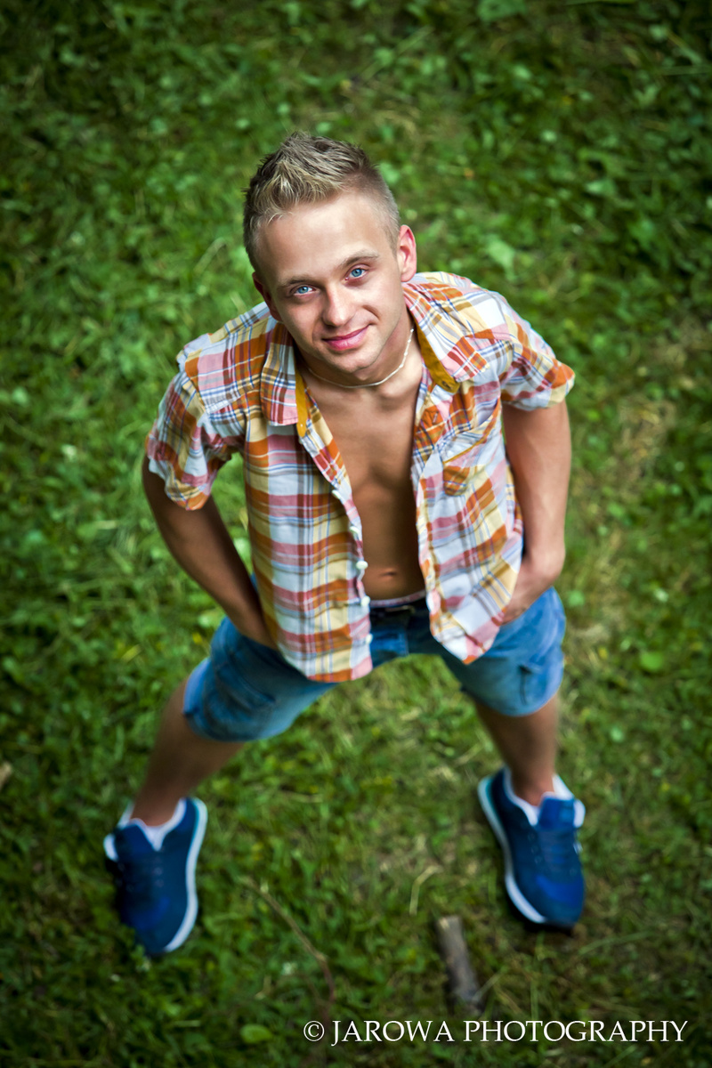 Male model photo shoot of jarowa in Poznan